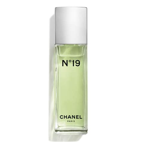 chanel no 18 perfume|Chanel no 19 perfume price.